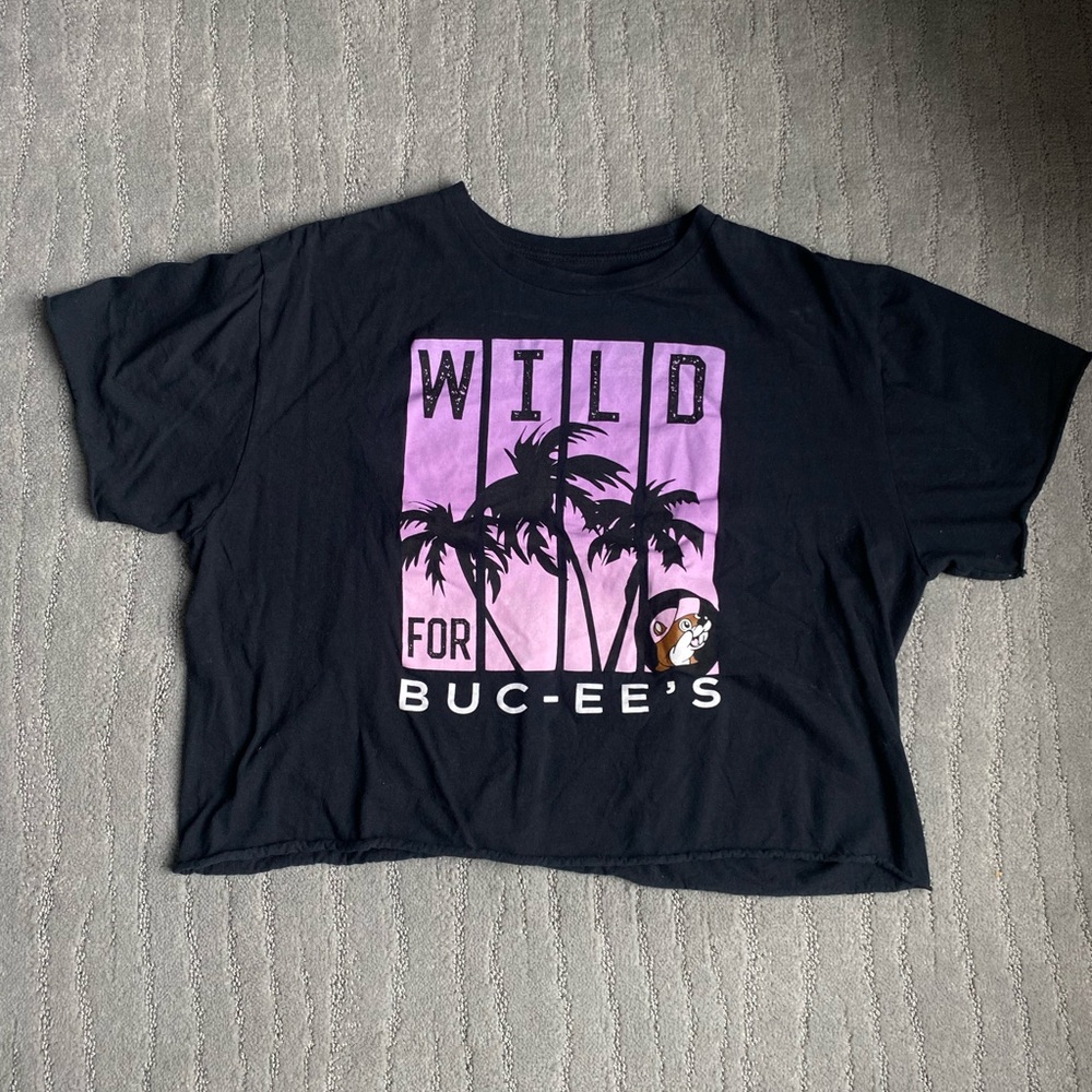Buc-ee’s Crop Top Women’s Size XL “Wild For Buc-ee’s”
